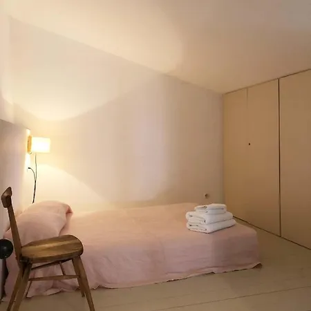 Centric Townhouse - Casa Voltes -