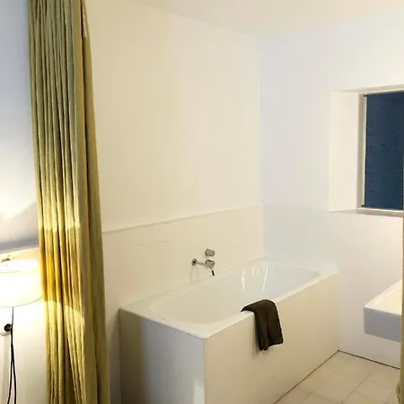 Vakantiehuis Centric Townhouse - Casa Voltes - *