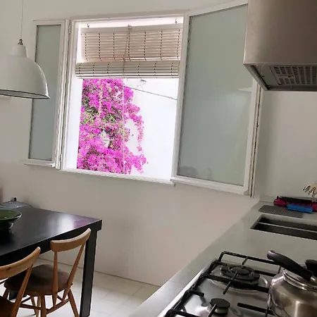 Centric Townhouse - Casa Voltes - Vakantiehuis